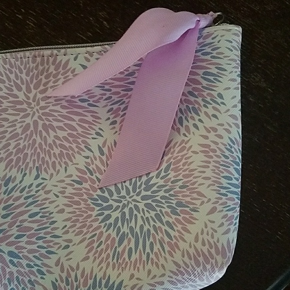 Small ULTA beaty bag - Picture 2 of 2